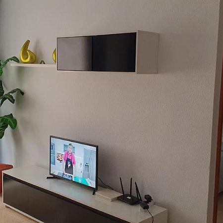 Apartamento Ciudad De Las Ciencias فالنسيا المظهر الخارجي الصورة